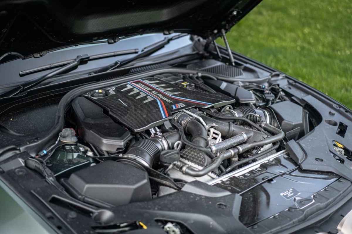 BMW-M5-CS-2022-Chris-Harris-4-1200x800.jpg