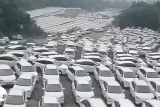 La auténtica razón por la que cientos de coches eléctricos están abandonados en China Cientos coches eléctricos abandonados China