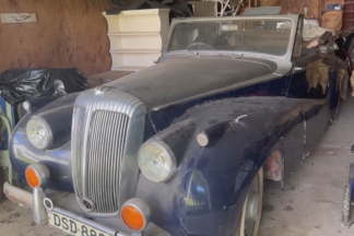 Encuentran un Daimler DB18 de 1951 abandonado en un granero Daimler DB18 abandonado granero