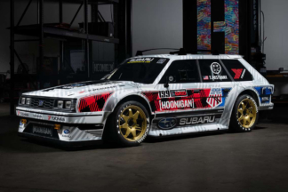 Chris Harris prueba el Subaru GL Wagon de 874 CV de Travis Pastrana