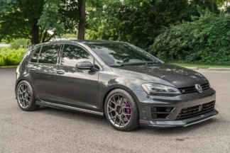 A subasta un Volkswagen Golf R único con un extraño color subasta Volkswagen Golf R único