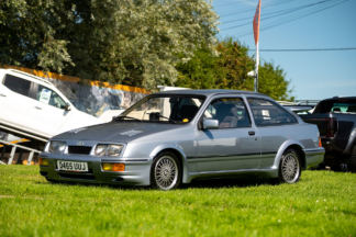 A subasta un Ford Sierra Cosworth de 1987 con sólo 69.000 km Ford Sierra Cosworth de 1987