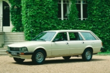 Cómo el Peugeot 505 salvó al Aston Martin V8 Vantage Peugeot 505 salvó Aston Martin V8 Vantage