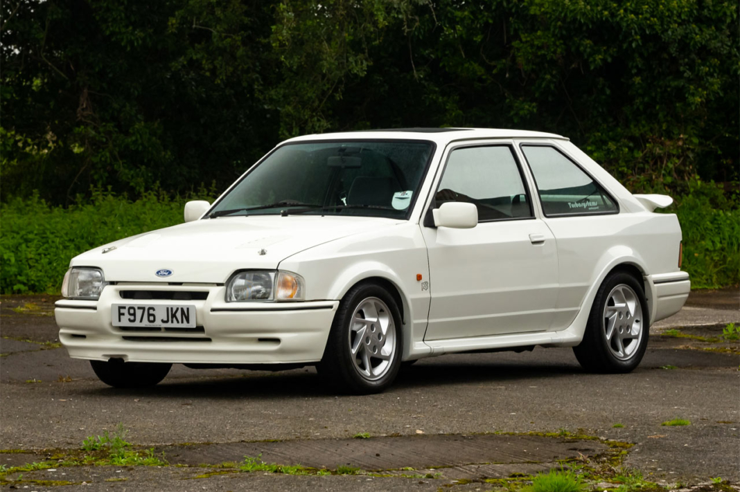 Subastan-Ford-Escort-RS-Turbo-1989