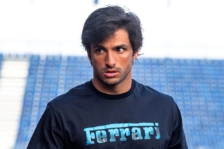 Carlos Sainz recupera su reloj después de que se lo robaran en Milán carlos sainz robo reloj