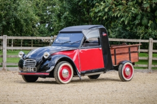 A subasta este Citroën 2CV pick-up personalizado de 1977 subasta citroen 2cv pick-up 1977