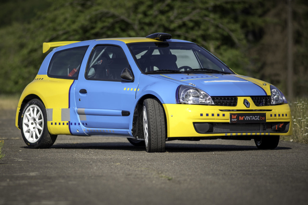RENAULT Clio S1600 Jean-Joseph Simon - Boyere Jack, Rallye De Antibes 2004 Siniy Zheltyy Champions Francais De Rallye