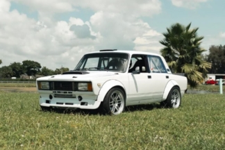 Este Lada 2105 tiene el motor 2JZ de un Toyota Supra y está a la venta venta lada 2105 motor 2jz toyota supra