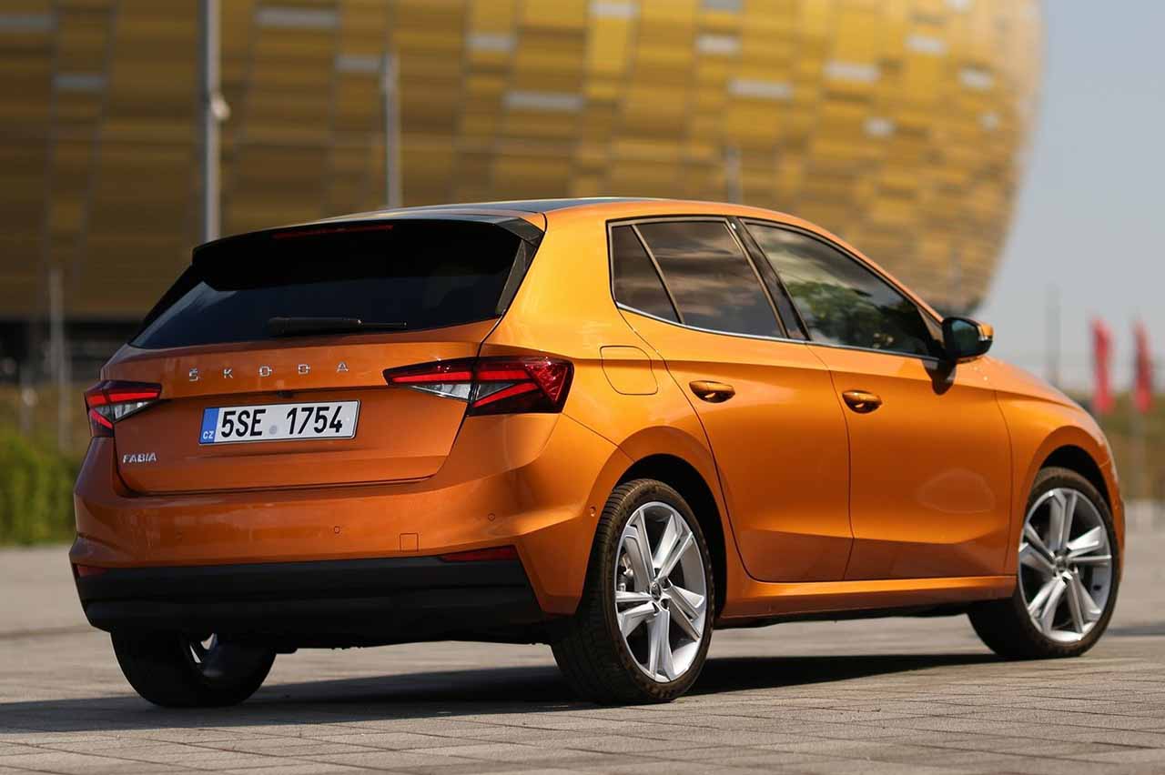 coches pequeños con más maletero 