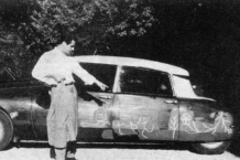 La historia del DS sobre el que Pablo Picasso pintó sin permiso 'Las guirnaldas de la paz' historia Citroën DS Pablo Picasso