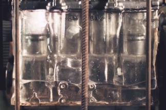 Vídeo: ¿podrá arrancar este motor con un bloque de resina transparente? motor resina transparente