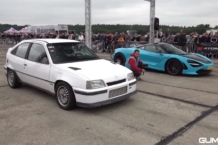 Vídeo: este Opel Kadett tiene 900 CV y compite cara a cara con un McLaren 720S de 1.200 CV opel kadett vs mclaren 720s