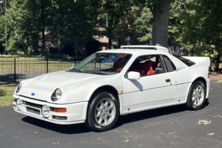 A subasta un Ford RS200 Evolution con tan solo 600 kilómetros subasta Ford RS200 Evolution