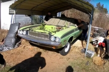 Encuentran un raro Dodge Challenger T/A de 1970 abandonado en un granero durante 46 años Dodge Challenger T/A abandonado granero