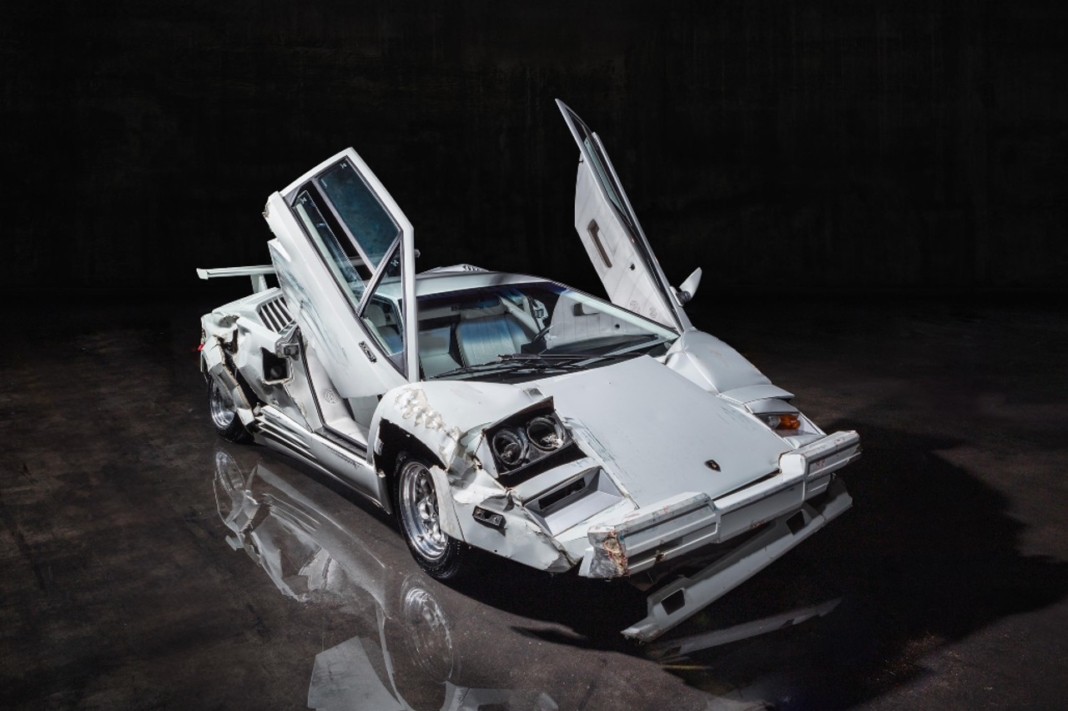 Lamborghini Countach destrozado El lobo de Wall Street