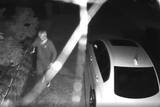 Vídeo: roban a punta de pistola un BMW 335d a un joven de 19 años roban pistola BMW 335d