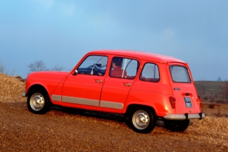 La razón por la que la batalla del Renault 4 era más larga en un lado que en el otro suspensión Renault 4