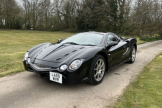 Sale a la venta una unidad del coche más feo del mundo y tiene solo 80 km venta mitsuoka orochi 2009