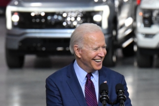 El presidente Joe Biden condujo un Porsche 911 a 275 km/h Joe Biden Porsche 911