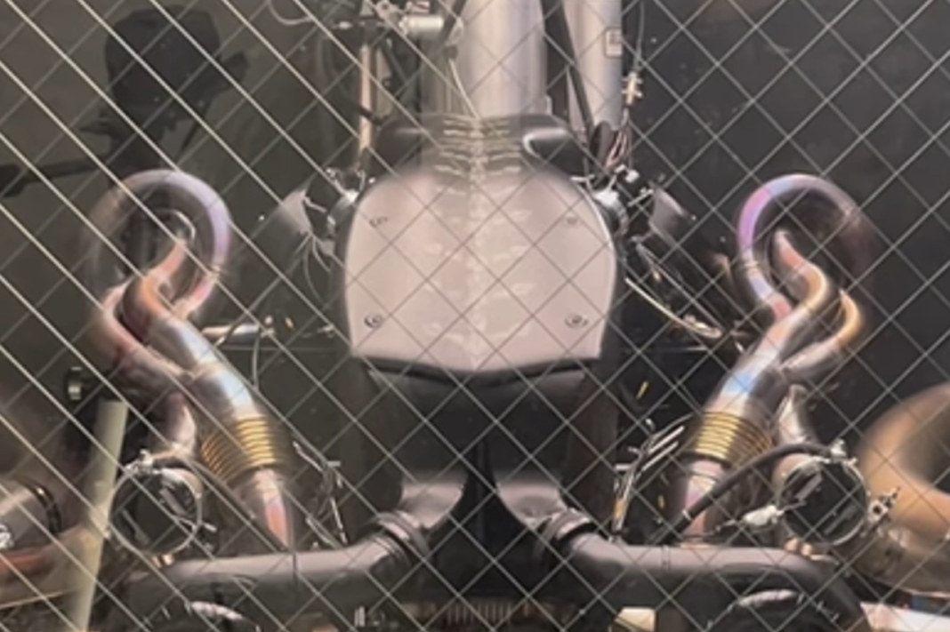 V8 2000 CV revienta banco potencia