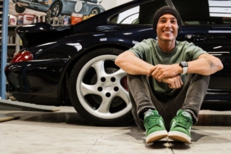 Aleix Espargaró se regala el coche de sus sueños, un Porsche 993 Turbo aleix espargaro porsche 993 turbo