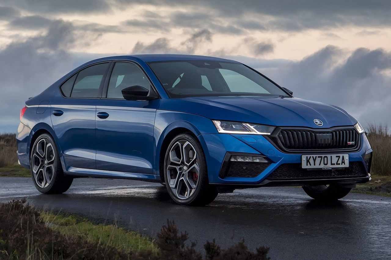 coches compactos plazas traseras más grandes 