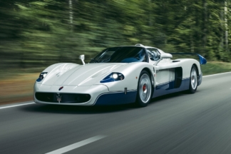 A la venta uno de los 50 Maserati MC12 fabricados, y con solo 230 km Maserati MC12