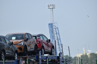 Profesionales de la asistencia en carretera denuncian la falta de formación especializada para asistir a coches eléctricos asistencia carretera coches electricos
