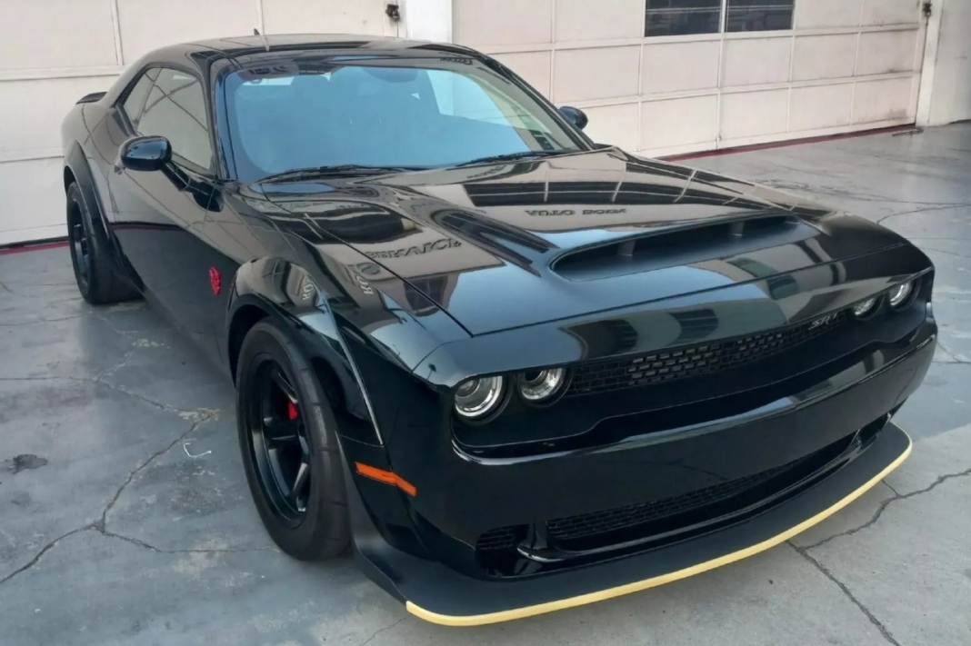 Dodge Challenger SRT Demon Madonna