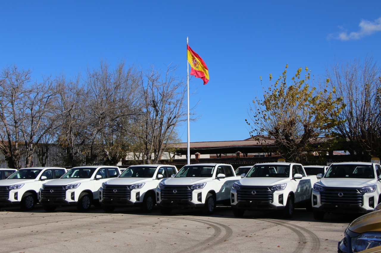 ssangyong musso sports ejercitio aire patrulla aguila