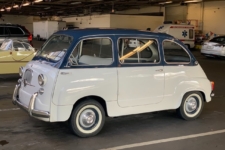 subasta coches más extraños