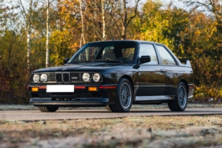 A subasta una colección de cuatro BMW M3 E30 de 1987 a 1990 subasta coleccion bmw m3 e30