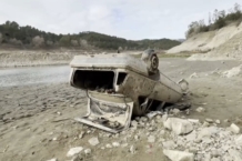 Un Opel Kadett robado hace 27 años aparece en un pantano debido a la sequía Opel Kadett robado aparece pantano