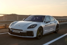 La familia del Porsche Panamera crece con tres nuevas versiones híbridas enchufables Porsche Panamera versiones híbridas enchufables