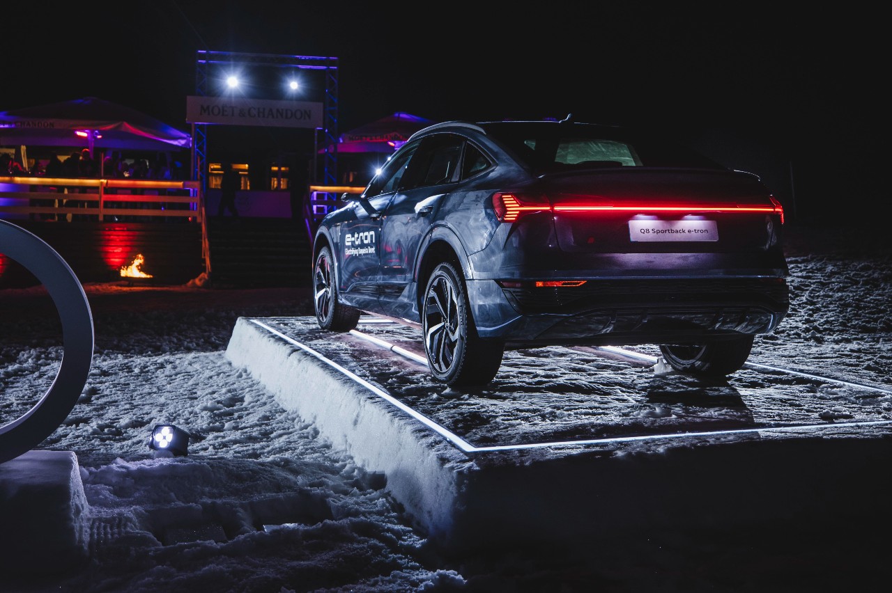 Audi Q8 e-tron edition Dakar