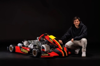 Carlos Sainz Jr. presenta el nuevo CS55 Racing Kart junto a OTK Kart Group carlos sainz jr cs55 racing kart