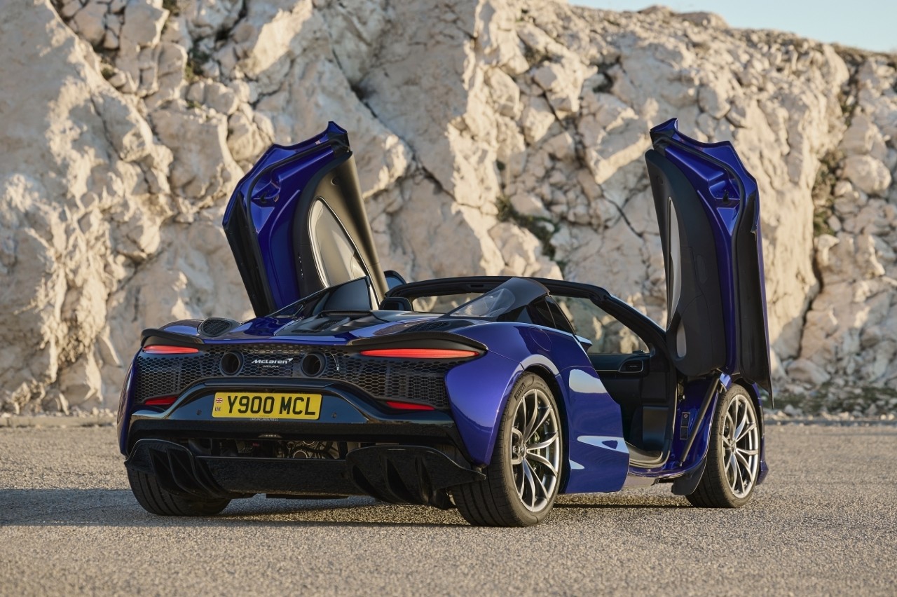 McLaren Artura Spider 2024