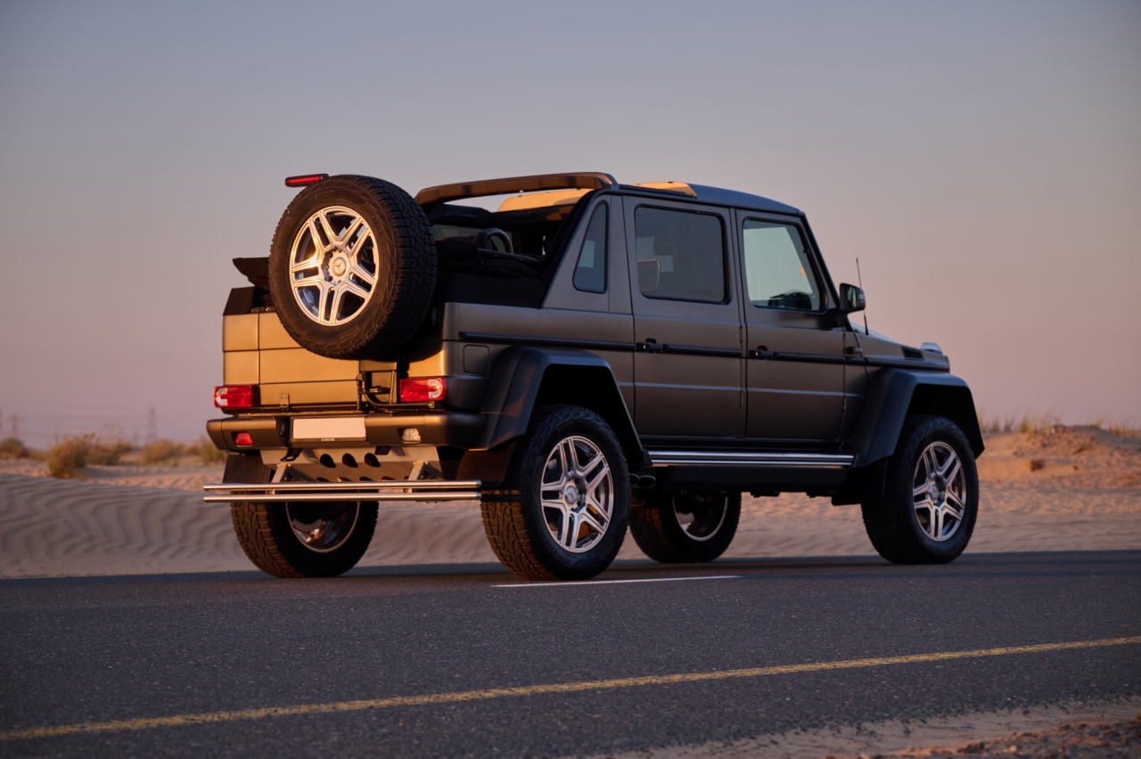 subasta mercedes-maybach g 650 landaulet 2018