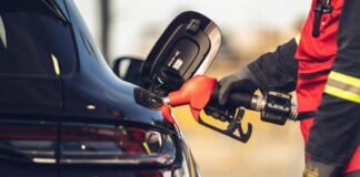 Europa da luz verde por la vía legal a los combustibles sintéticos, aunque con un pero Europa luz verde combustibles sintéticos