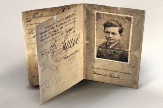 Cuando Ferry Porsche se sacó el carné de conducir con 16 años, antes de lo que permitía la ley Ferry Porsche carné de conducir