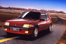 Peugeot 205 GTI 40 años