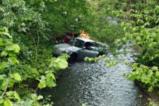 Porsche 993 Turbo cae río