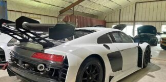 A la venta el Audi LMS EVO II GT3 de la película Gran Turismo Audi LMS EVO II GT3 Gran Turismo