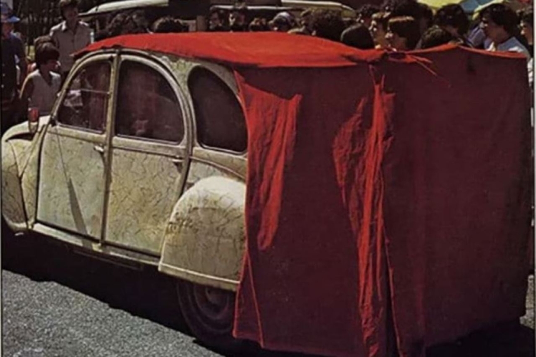 citroen 2cv teatro