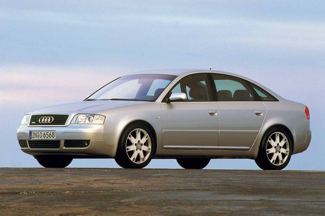 coches con motor V8 económicos