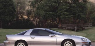 8 coches con motor V8 económicos de comprar coches con motor V8 económicos