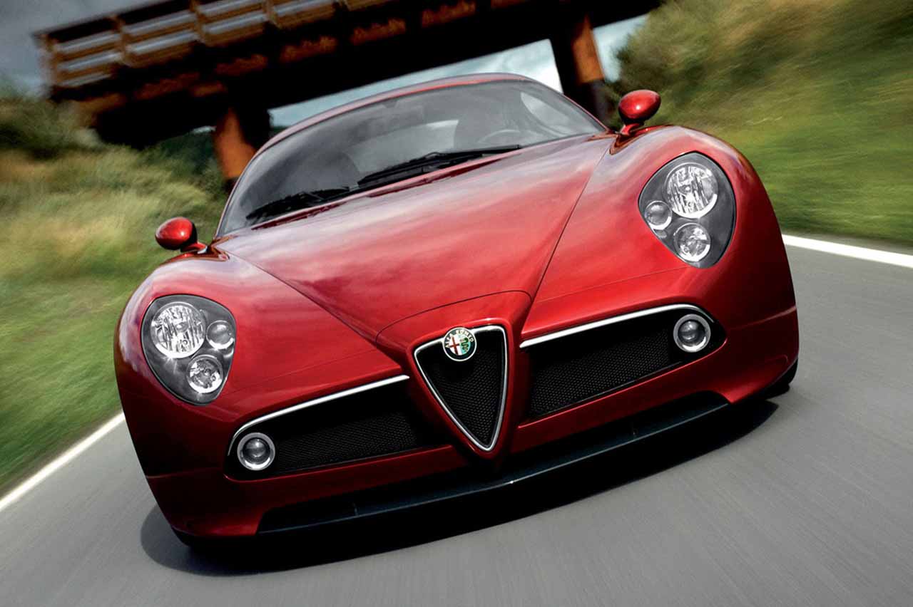 coches deportivos dos marcas 