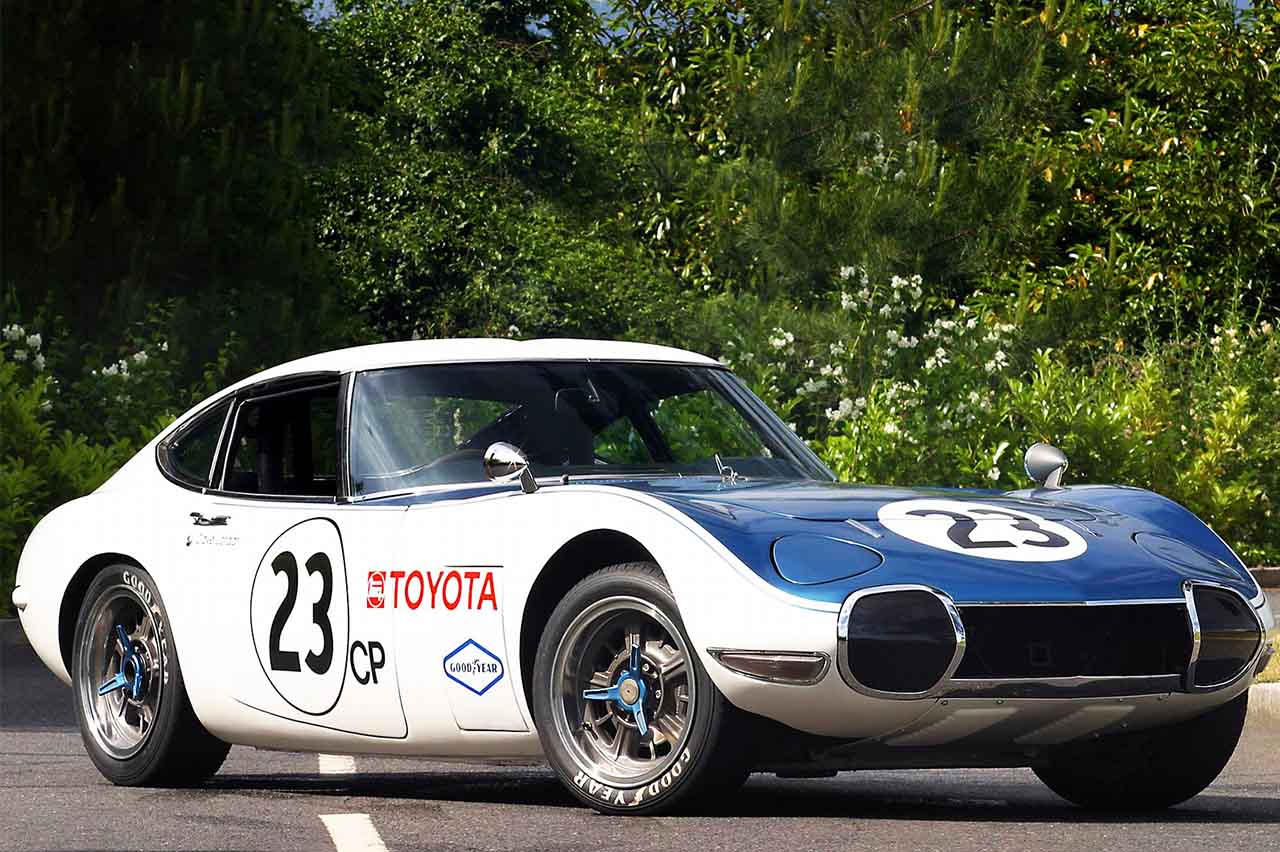 coches deportivos dos marcas 