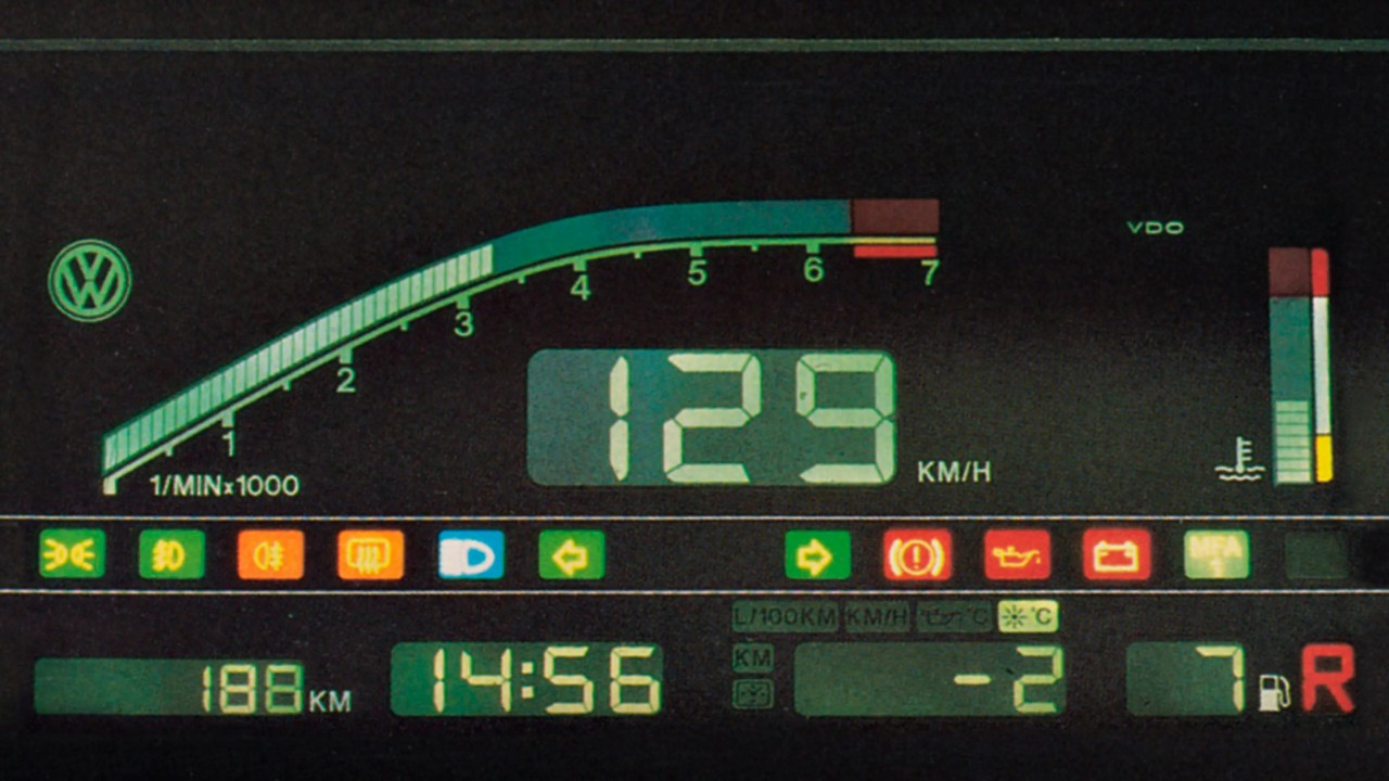 coches nuevos cuadro retro