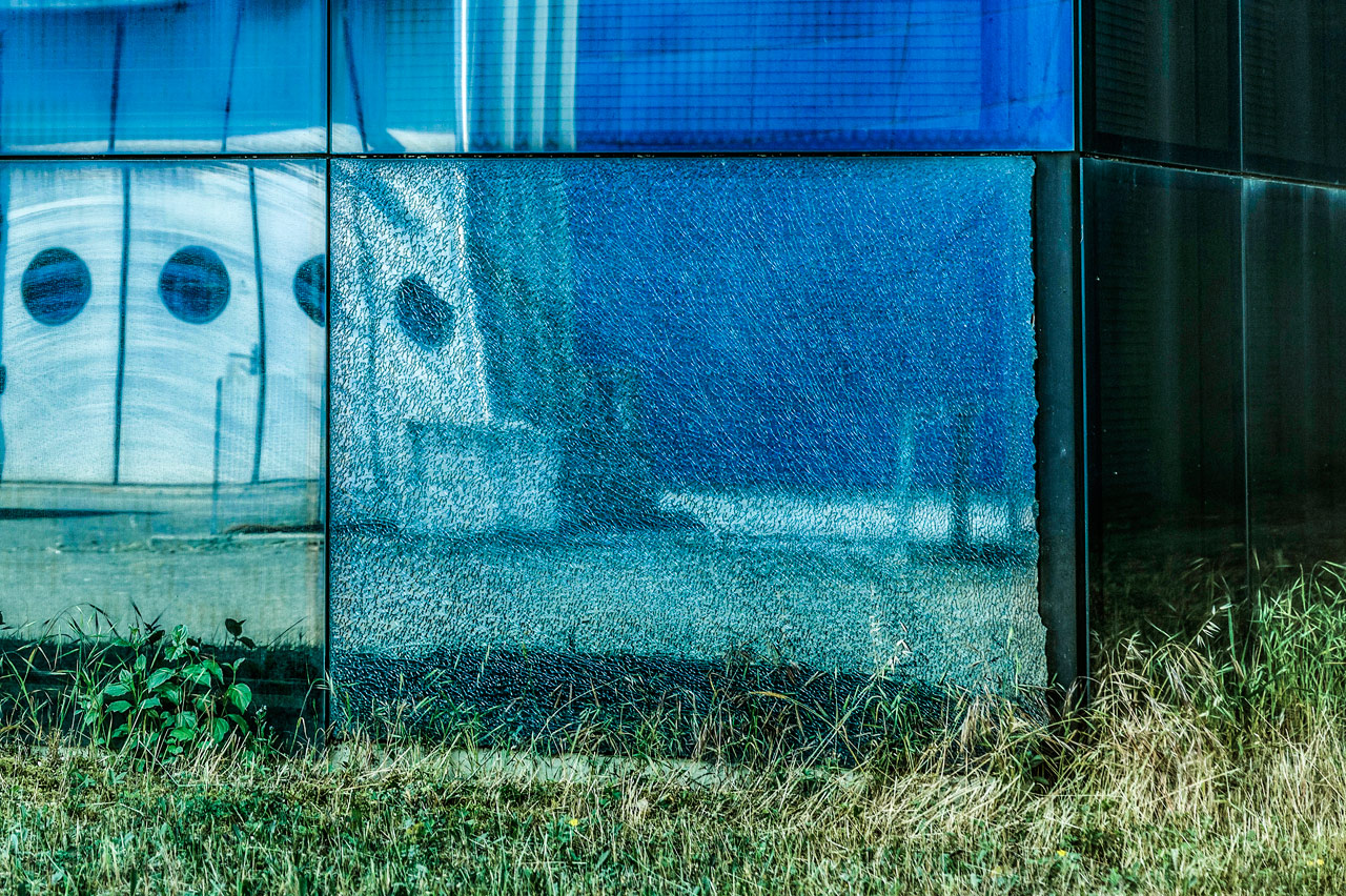 españoles fábrica abandonada Bugatti